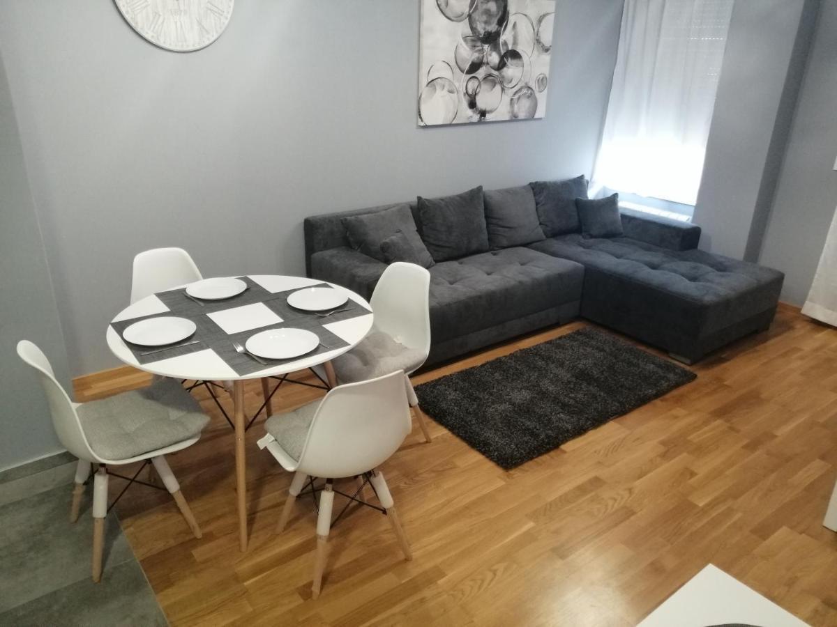 Fit Apartman Белград Екстериор снимка